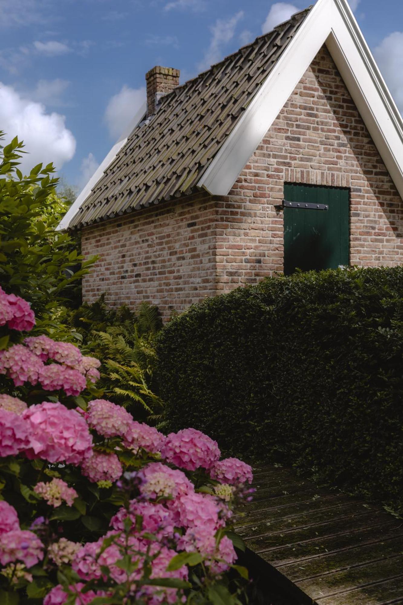 B&B Het Rijgebint Molenaarsgraaf Exterior photo